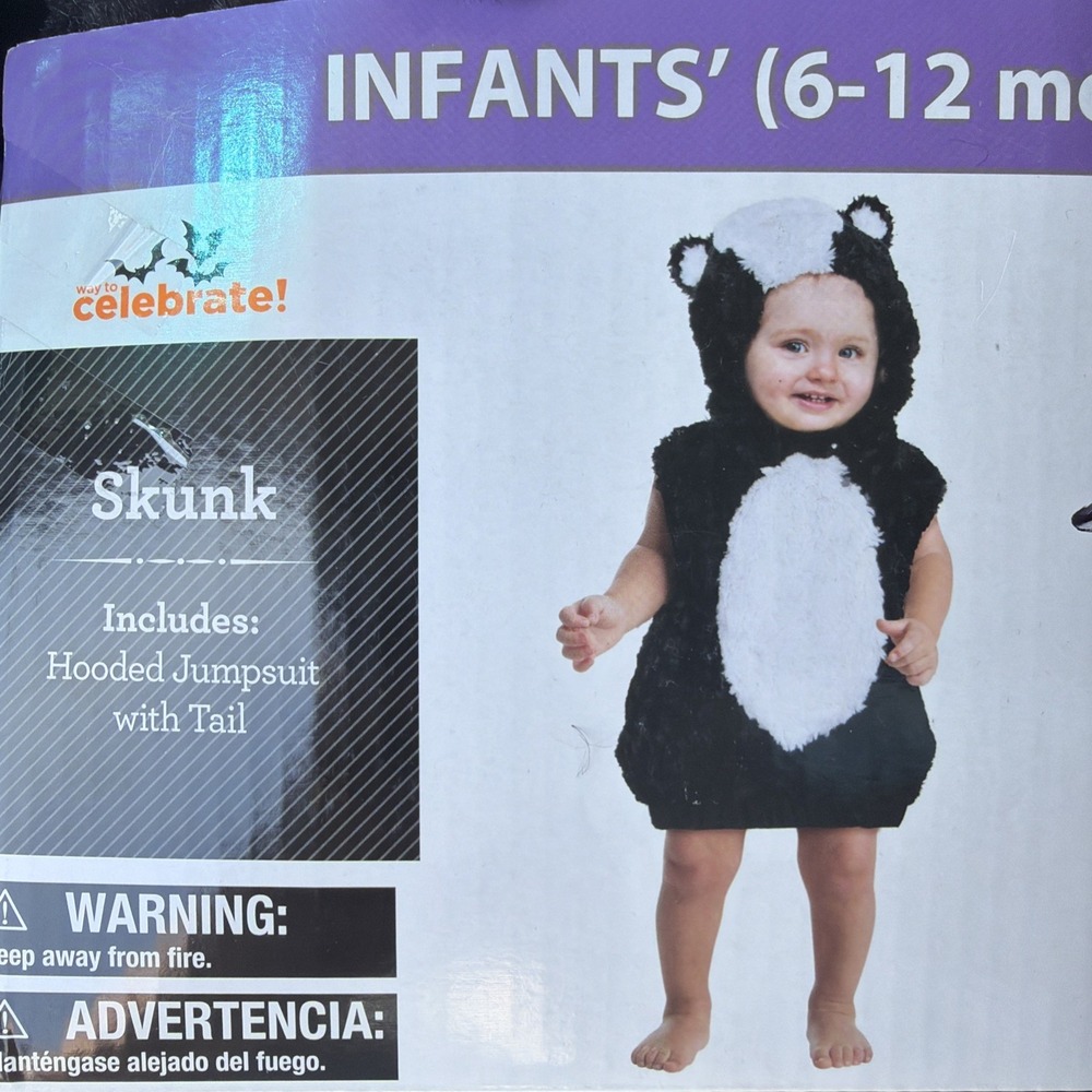 Infants Skunk Halloween Costume Size 6-12 Months Hooded Jumpsuit With Tail
